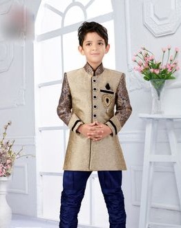 Sherwani berniukams