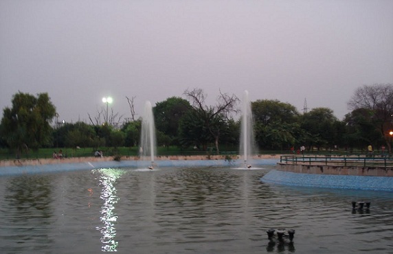 parks-in-lucknow-dr-ram-manohar-lohia-park