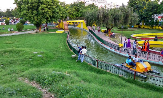 parks-in-lucknow-gautam-buddha-park