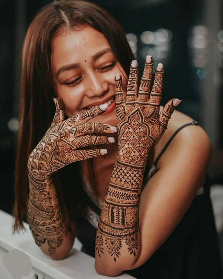 Nuostabus naujas „Dulhan Mehndi“ dizainas