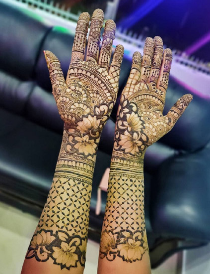 Stulbinantys vestuvių „Mehndi“ dizainai