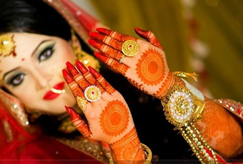 Žavingas vestuvių Mehndi dizainas