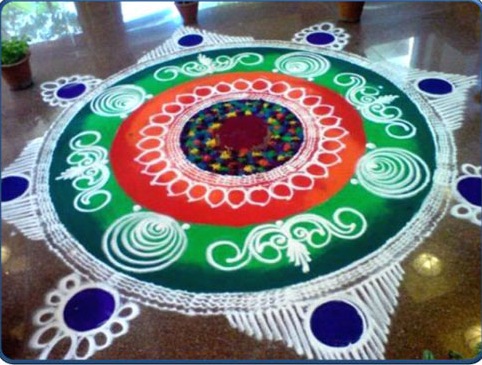 Farklı Renklerle Rangoli Tasarımları