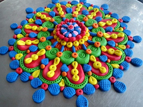 Kil ile Rangoli Tasarım