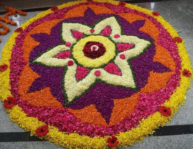 Yeni Başlayanlar İçin Çiçek Rangoli Tasarımı