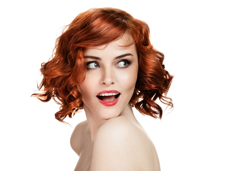 Geriausios „Bang“ šukuosenos jūsų veido formai