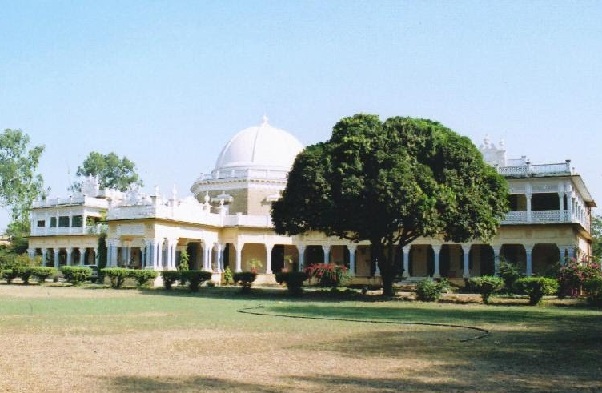 kawardha-palace_chhattisgarh-tourist-places