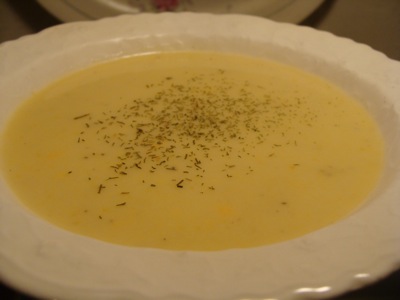 Süzme peynirli tatlı mısır çorbası