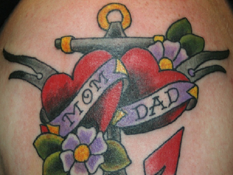 Geriausi mamos ir tėčio tatuiruočių dizainai