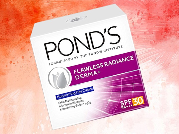 Pond's Flawless Radiance Derma+ SPF 30 PA+++ Nemlendirici Gündüz Kremi