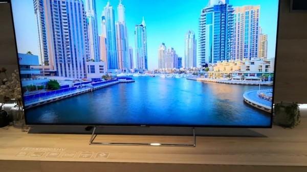 8K TV μια τεράστια πόλη