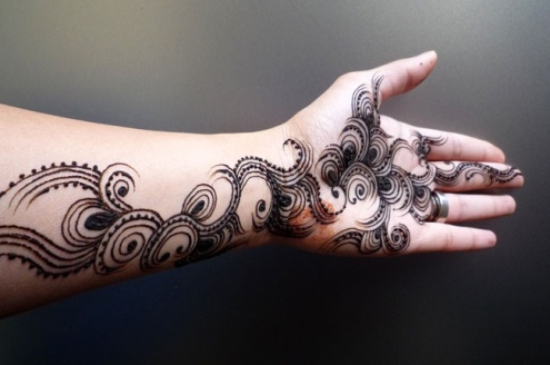 Šiuolaikiniai „Mehendi“ dizainai