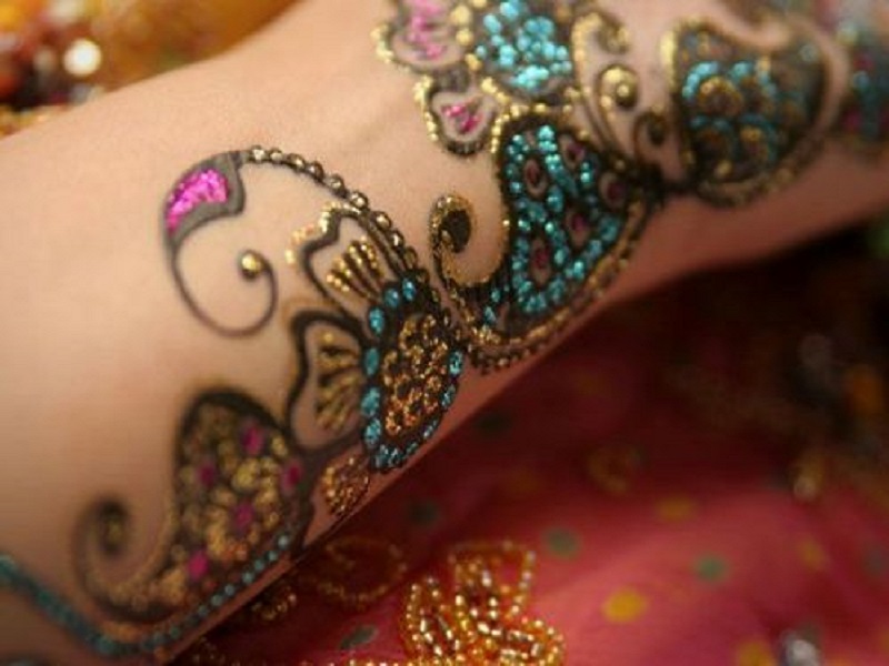 „Bisha Mistry“ „Mehndi“ dizainai