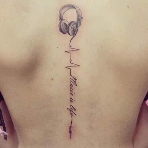 Muzikos gyvenimo stuburo tatuiruotė