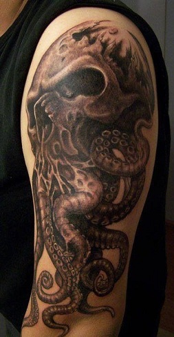 Aštuonkojų kaukolės tatuiruotės dizainas
