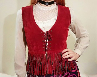 Raudona aksominė liemenė