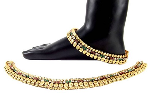 Dizaineris Kundan Anklets