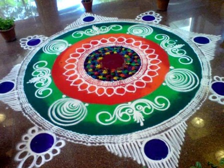 Geniş Bir Alan İçin Galicha Rangoli