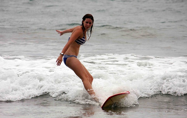 Bali'de sörf yapmak