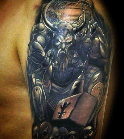 Baisios vikingų tatuiruotės