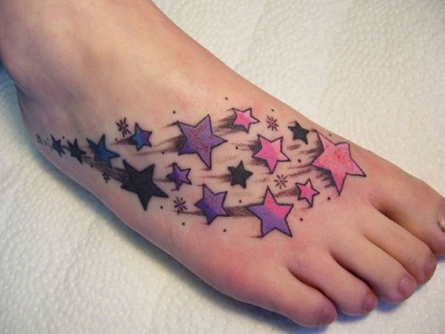 Spalvinga žvaigždės tatuiruotė