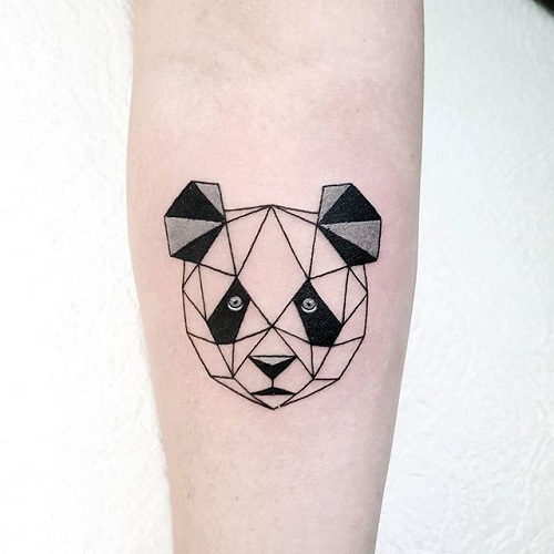 Geometrinis dizainas Panda tatuiruotė