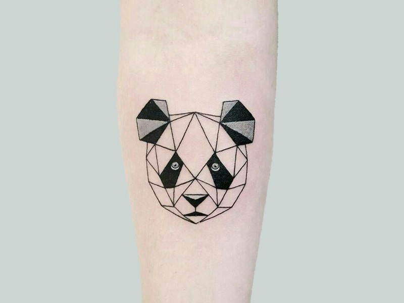 Geriausios ir stilingos „Panda“ tatuiruotės su vaizdais