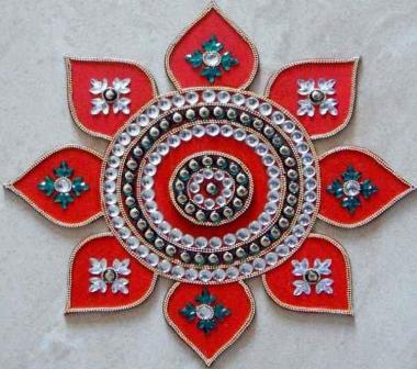 Dirbtiniai „Kundan Rangoli“ dizainai