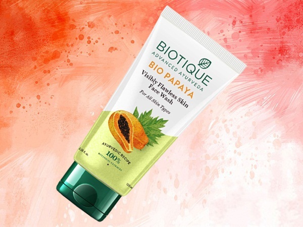 Biotique Bio Papaya šveičiamasis veido prausiklis