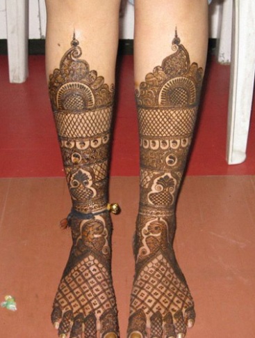 Bacaklar İçin Bombay Mehandi Tasarımı