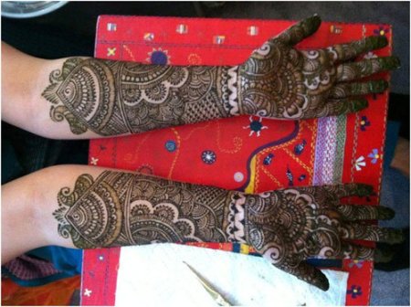 Eller İçin Bombay Mehandi Tasarımı