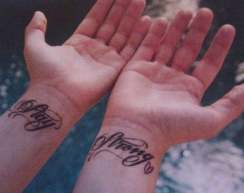 Demi Lovato Stay Strong Dövme Tasarımı