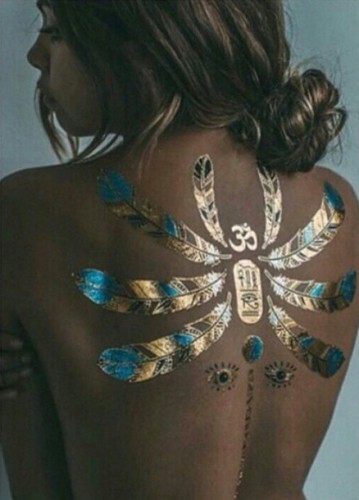 metalinio aukso tatuiruotė