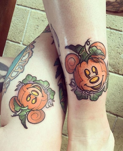 Įdomus Mickey ir Minnie tatuiruotės dizainas