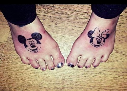 „Black Ink Mickey“ ir „Minnie Tattoo“ dizainas
