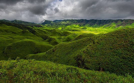 Nagaland-Dzukou Vadisi'nde Balayı Mekanları