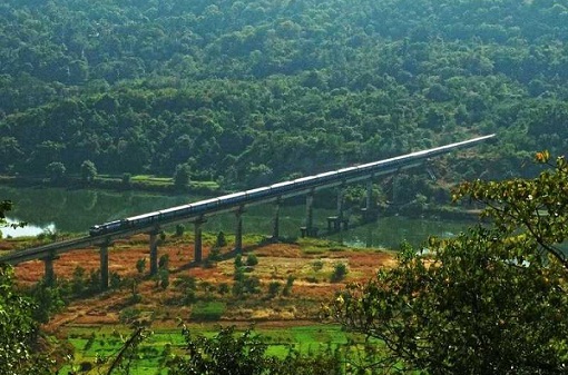 „Mandovi Express“