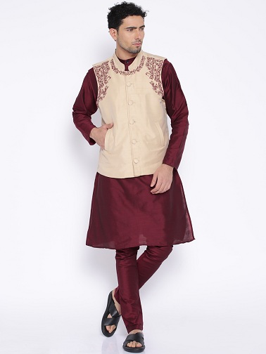 Bordo Kurta ile Krem Yelek