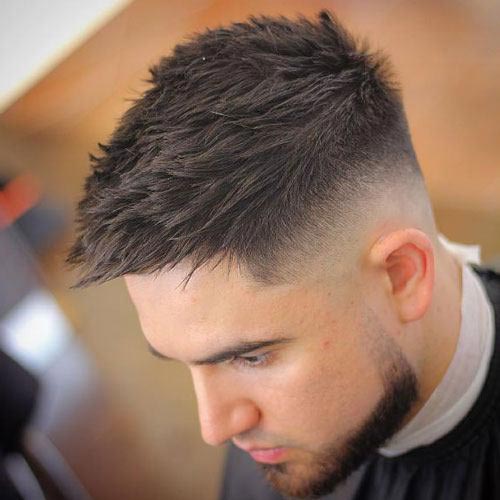 „High Skin Fade Short Fohawk“