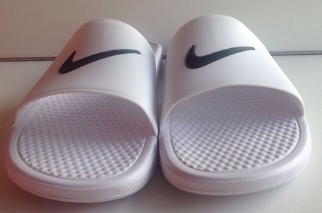 nike-white-beach-sandalai