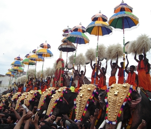 „ThrissurPooram-Kuda“