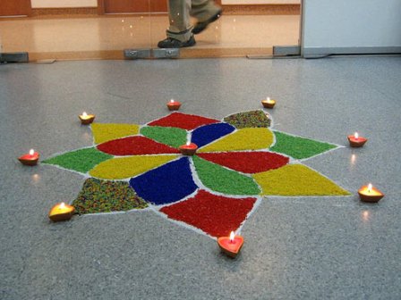 Festivaller için Basit Rangoli Tasarımı