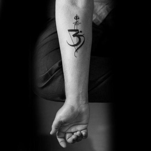 Dvasinė kryžiaus tatuiruotė