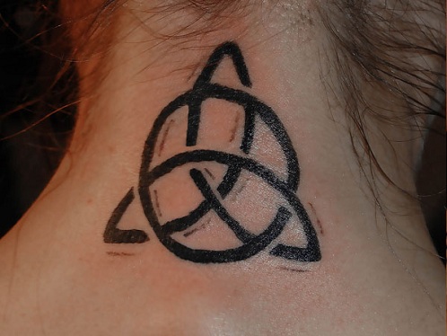 „Triquetra“ dvasinė tatuiruotė
