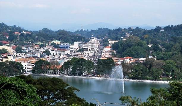 Kandy turistiniai objektai Šri Lankoje