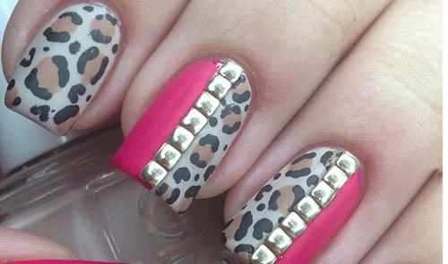 „Matte Leopard Studs“ nagų dailės dizainas