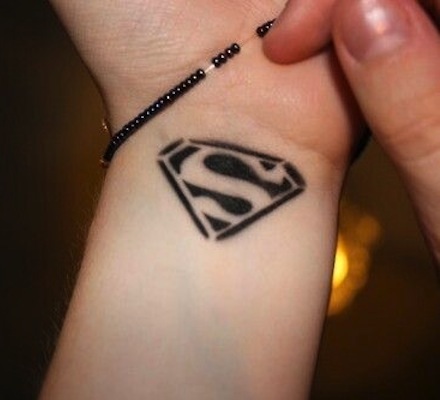 Mažos ir mielos superherojų tatuiruotės