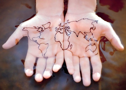 Stulbinantys pasaulio žemėlapio tatuiruočių dizainai