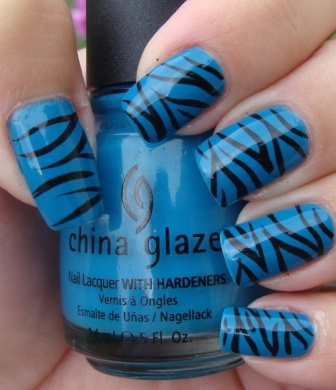 Lengva padaryti „Zebra Nails“