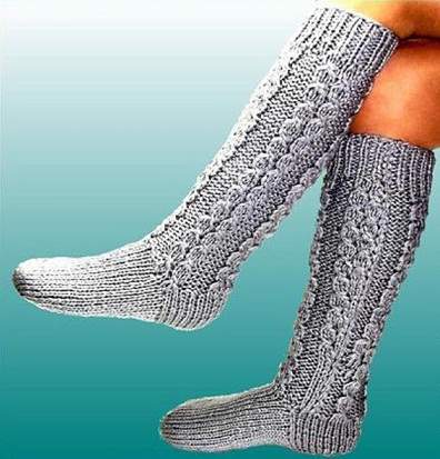 Rankų darbo moteriškos vilnonės kojinės